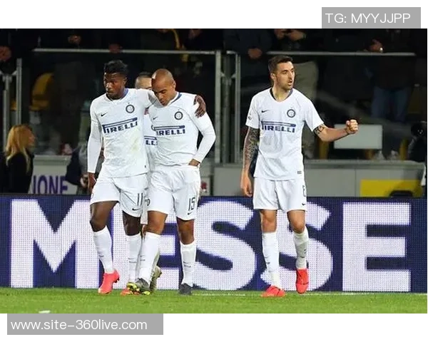 国米迎战弗罗西诺全力争胜期待精彩对决与球迷共庆盛宴